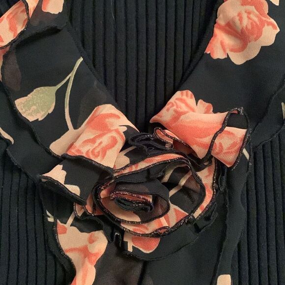 Tracy M. V-Neck Sleeveless Ruffle Top Blouse Size S - Picture 3 of 4